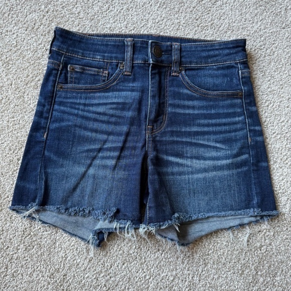 American Eagle 🦅 next level stretch hi-rise shortie shorts size 2